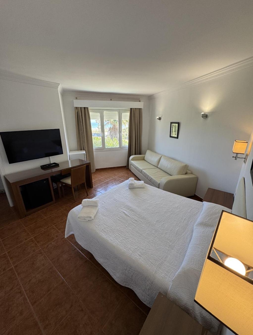 Camelias Hotel